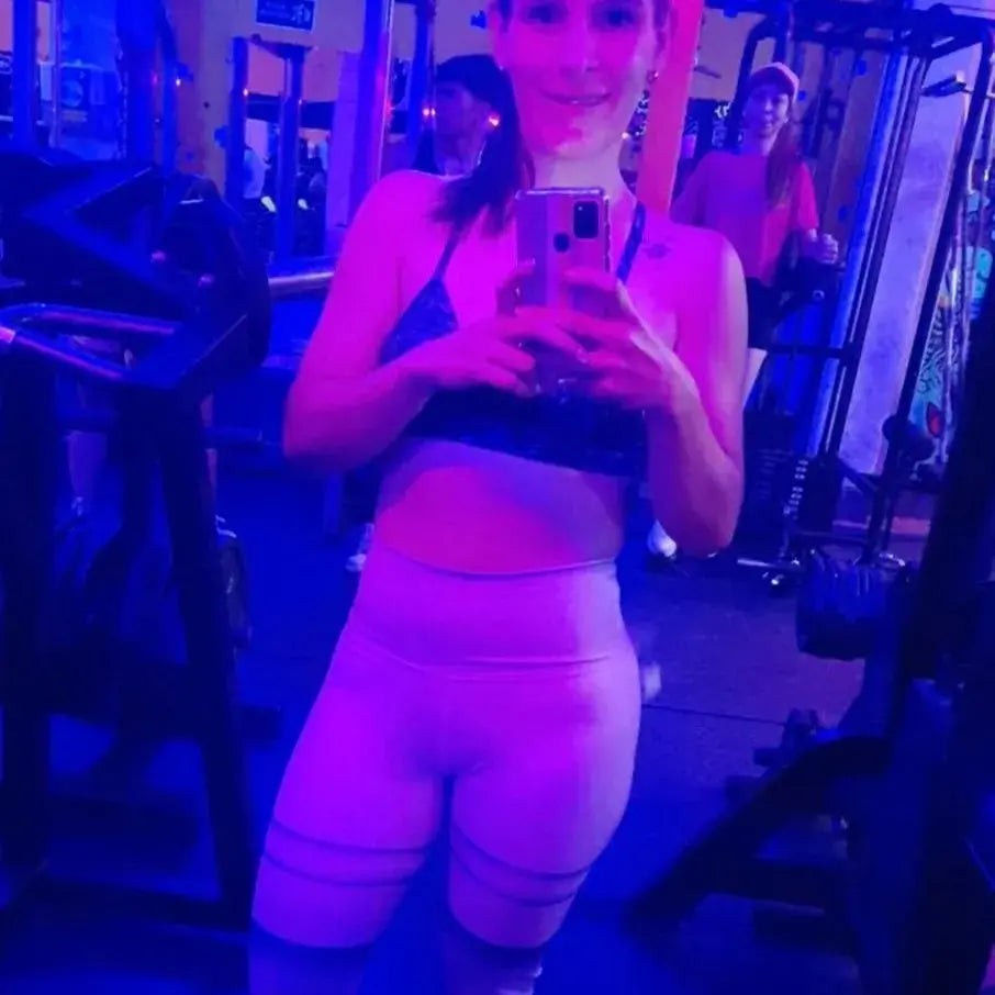Adriana F